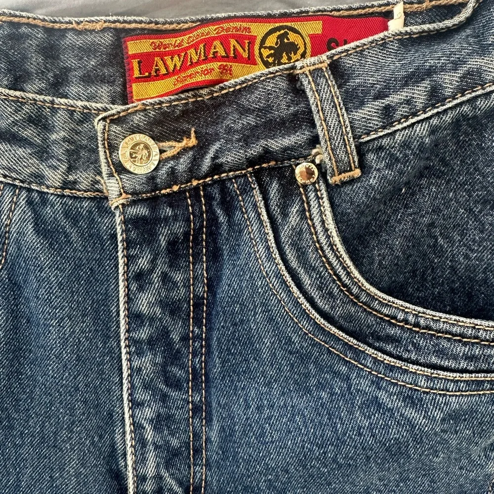 Women’s Lawmen Western Jeans - Picture 2 of 5